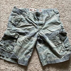 Green Cargo Shorts with Belt Loops and Flat-Front Design